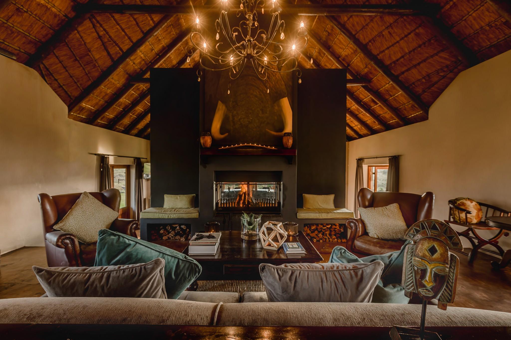 Hlosi Game Lodge - Amakhala Game Reserve Buyskloof Extérieur photo